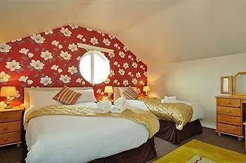 ベッド・アンド・ブレックファスト Pembroke House 4*