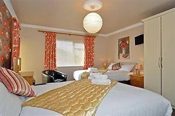 Bed & Breakfast Pembroke House Galway
